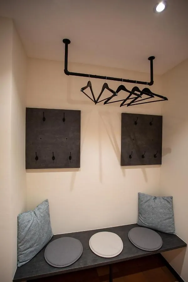 Ferienwohnung Hoepperger Schonberg im Stubaital Apartment